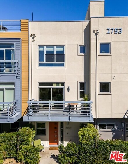 2753 Waverly Dr Unit 506, Los Angeles, CA 90039