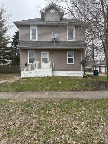 943 E Bourbonnais St, Kankakee, IL 60901