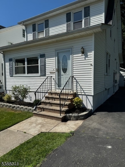 41 Stratford Terrace, Cranford, NJ 07016