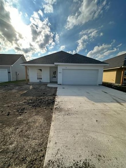 304 Couch Dr, Thibodaux, LA 70301