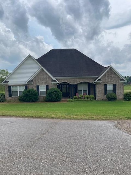 157 Clarence Clark Dr, Ecru, MS 38841