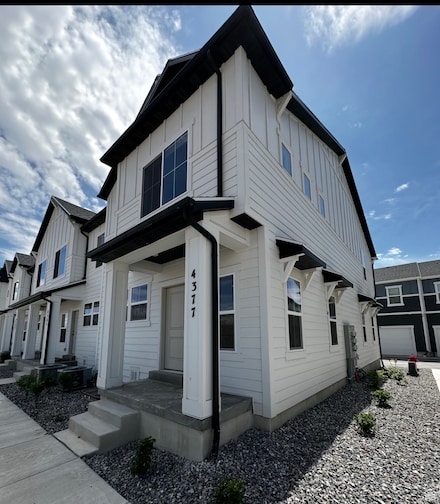 4377 E Longleaf Ln, Eagle Mountain, UT 84005