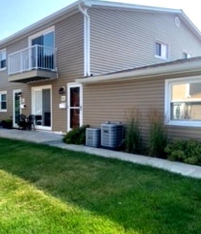 7927 164th Place Unit 236, Tinley Park, IL 60477