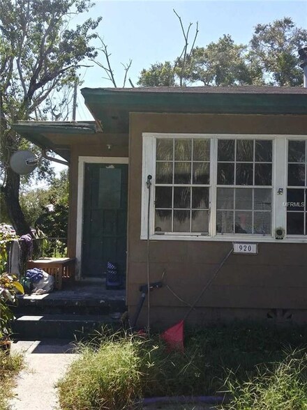 920 34th Ave N, Saint Petersburg, FL 33704