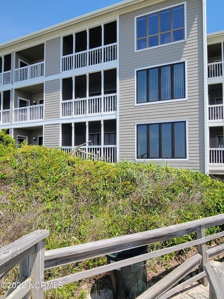 525 Salter Path Rd Unit C4, Pine Knoll Shores, NC 28512