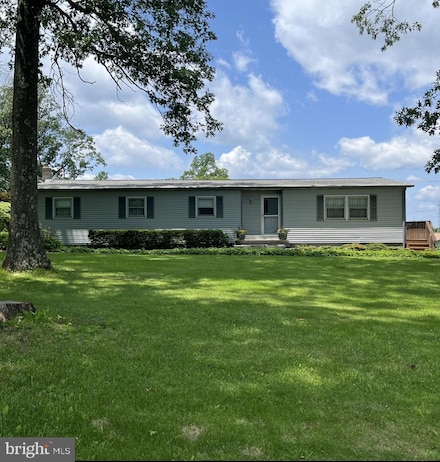 262 Walnuttown Rd, Fleetwood, PA 19522