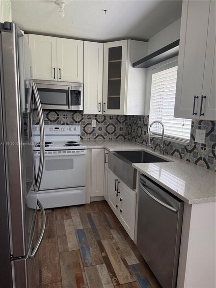 3800 NE 21st Ave Unit 12, Lighthouse Point, FL 33064