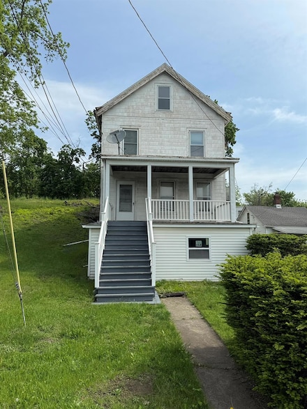13 Springside Ave, Poughkeepsie, NY 12603