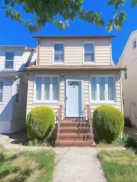 119-25 6th Ave, College Point, NY 11356