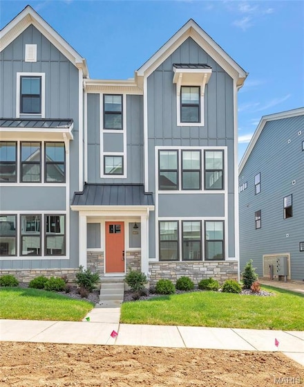 16507 Honey Locust Dr Unit 303, Chesterfield, MO 63005