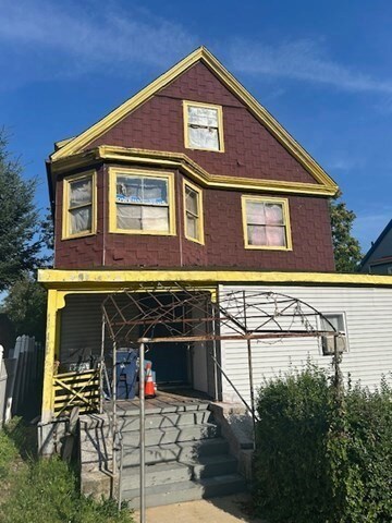 2 Otisfield St, Dorchester, MA 02121