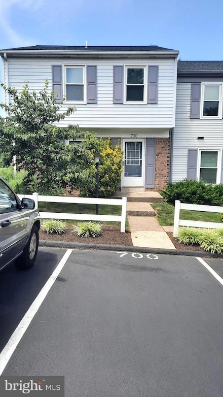 700 Allenview Dr, Mechanicsburg, PA 17055