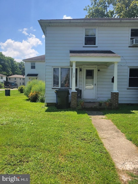 305 Delaware Cir, Newark, DE 19711