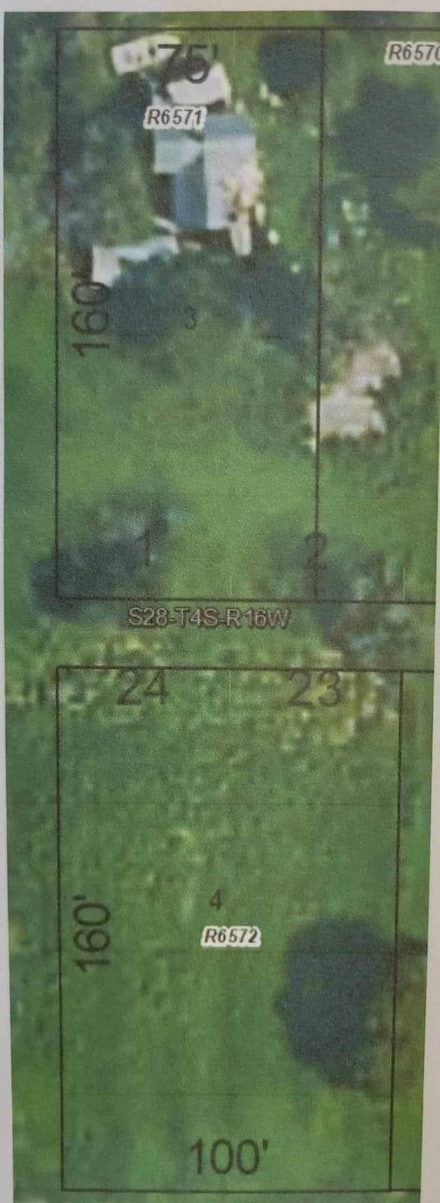 290 NW 2nd St, Kirwin, KS 67644