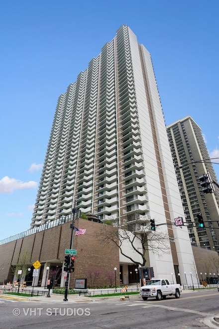 6033 N Sheridan Rd Unit 25G, Chicago, IL 60660