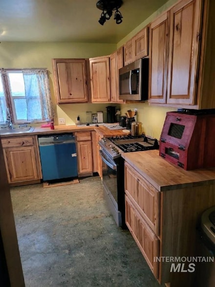 2363 7th Ave N, Payette, ID 83661