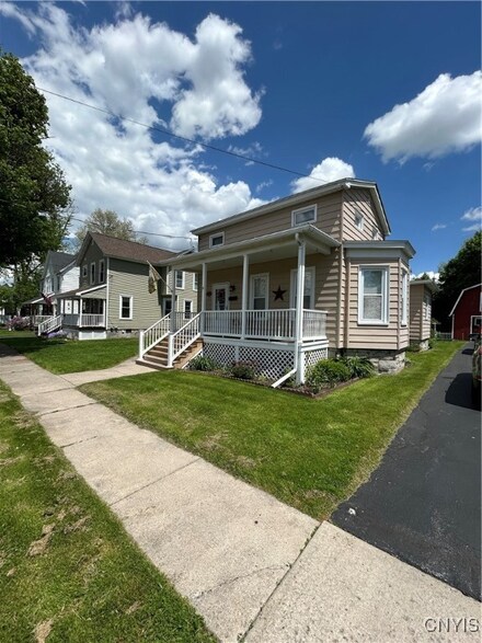 112 N Fulton St, Auburn, NY 13021