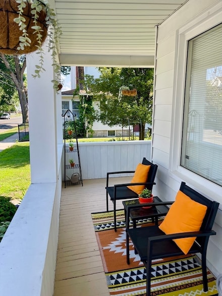564 Springfield St, Chicopee, MA 01013