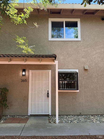 365 S 2nd St, Dixon, CA 95620