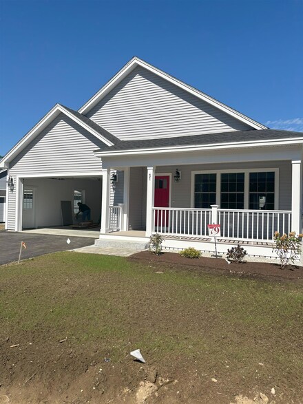 51 Mulberry Ln Unit 79, Epping, NH 03042