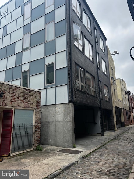 110 12 Naudain St Unit 4, Philadelphia, PA 19147