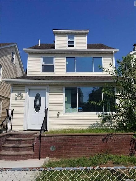 114-07 210th St Unit 1st Fl, Jamaica, NY 11411