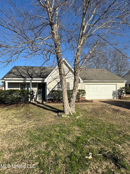 7190 Dunbarton Dr, Horn Lake, MS 38637