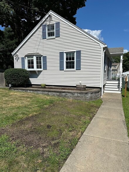 60 Appleton St, Salem, MA 01970