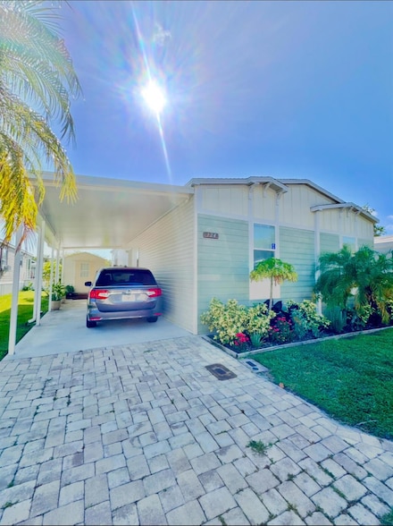 124 Plantation Blvd, Lake Worth, FL 33467