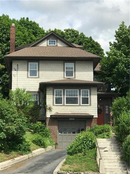 2127 S Geddes St, Syracuse, NY 13207