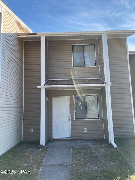 852 West St, Panama City, FL 32404