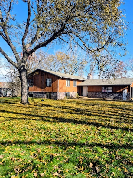 889 Aspen View Cir, Hudson, WI 54016