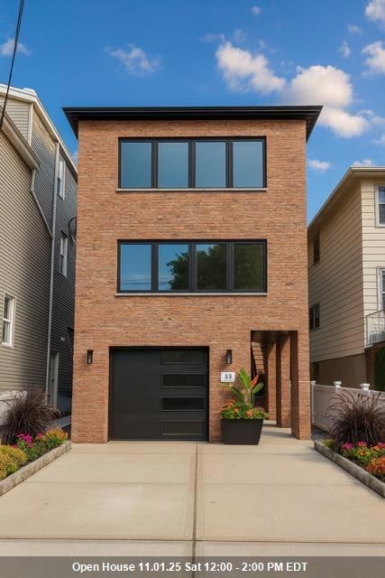 29 W 9th St, Bayonne, NJ 07002