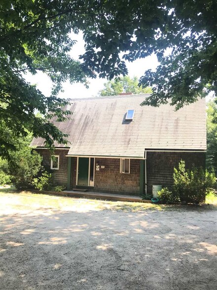 476 Abbot Hill Rd, Wilton, NH 03086