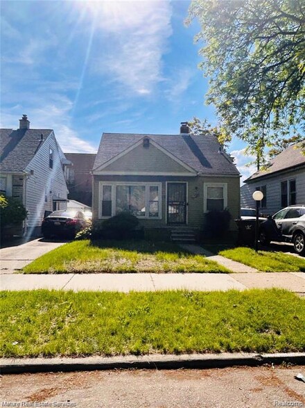 18905 Dean St, Detroit, MI 48234