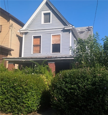 225 W 10th Ave, Homestead, PA 15120
