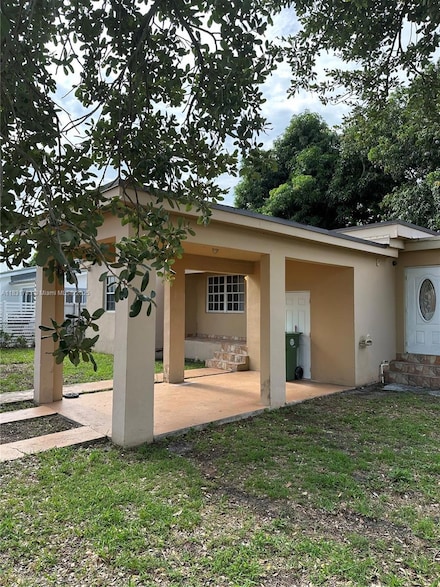 658 SE 8th Place, Hialeah, FL 33010