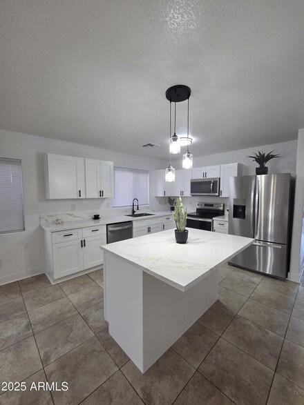 13606 N 130th Ave Unit 2, El Mirage, AZ 85335