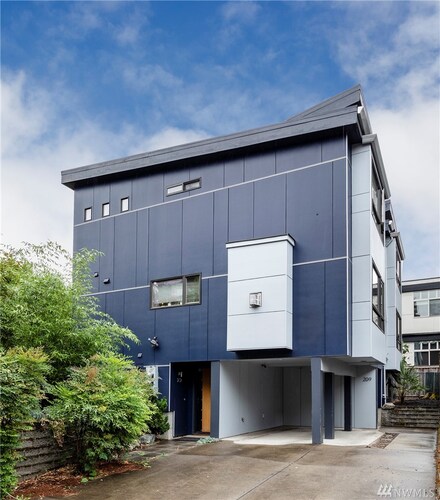 209 20th Ave, Seattle, WA 98122