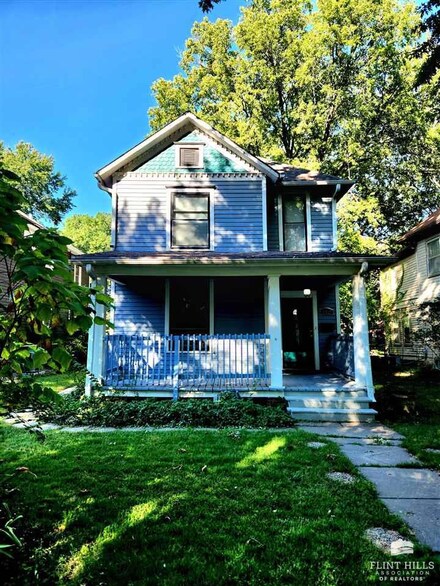 1111 SW Western Ave, Topeka, KS 66604