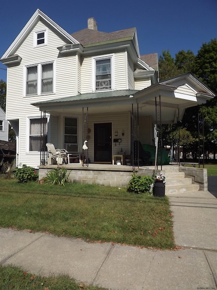 1 1st St, Glens Falls, NY 12801