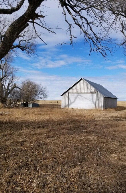 1548 Avenue T, Alexander, KS 67513