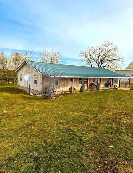 1235 Jackstown Rd, Paris, KY 40361