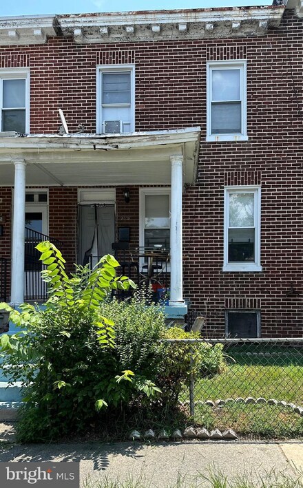 2313 Aisquith St, Baltimore, MD 21218