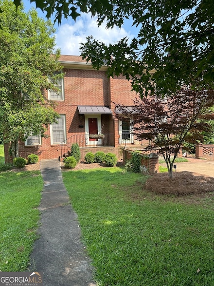 98 Lagrange St, Newnan, GA 30263