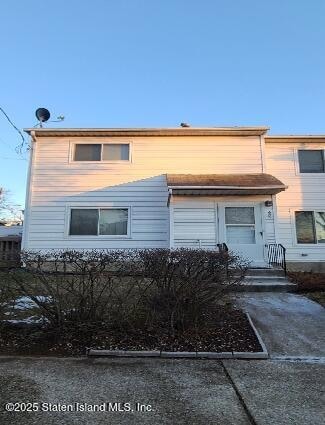 687 Elbe Ave, Staten Island, NY 10304