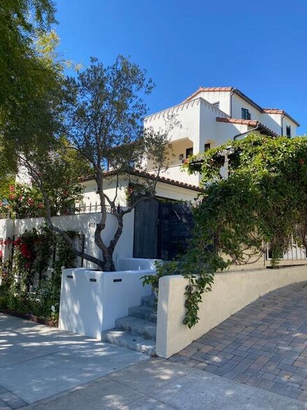 401 Orilla Del Mar Unit B, Santa Barbara, CA 93103