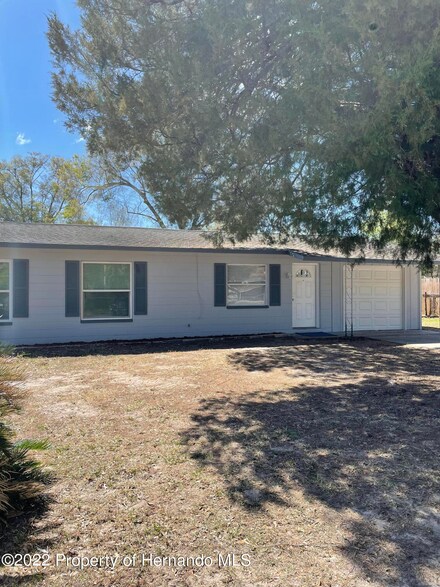 27200 Roper Rd, Brooksville, FL 34602
