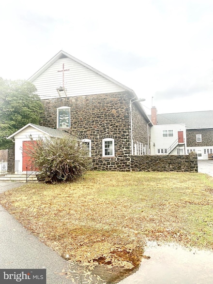 206 Sykes Rd, Wilmington Manor, DE 19720
