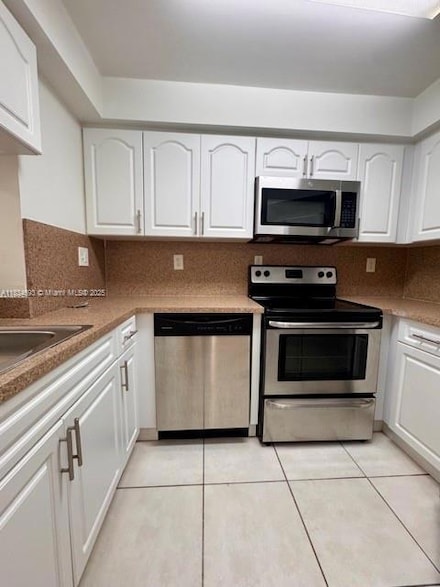 8255 SW 152nd Ave Unit E-215, Miami, FL 33193